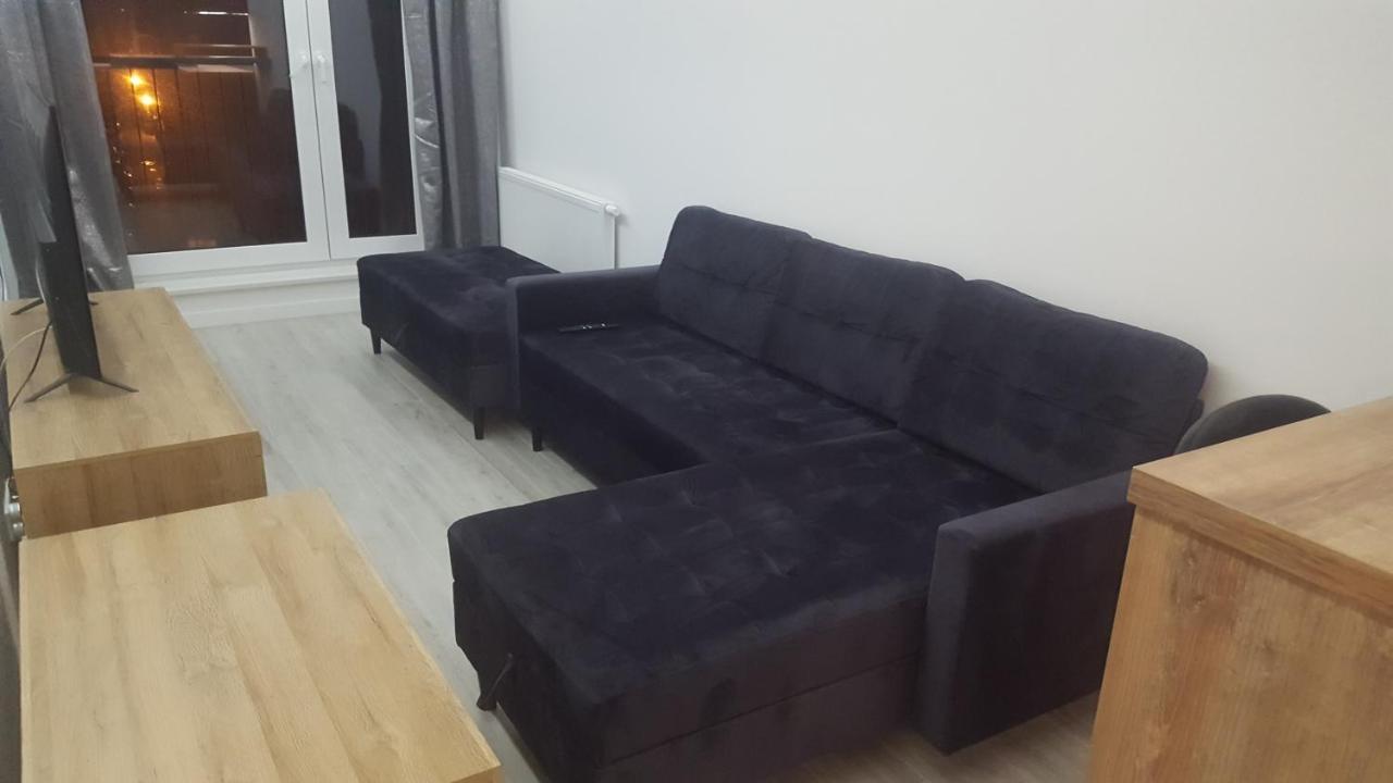 Apartament Skarbowa 2 & Parking Leszno  Εξωτερικό φωτογραφία