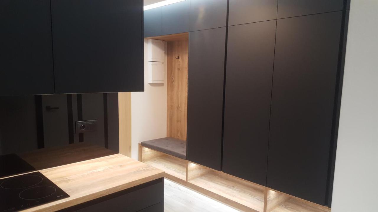 Apartament Skarbowa 2 & Parking Leszno  Εξωτερικό φωτογραφία